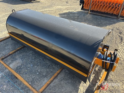 2025 GIYI GY-BS72 1830 mm Skid Steer Sweeper (Unused)