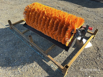 2025 GIYI GY-QSJ 1000 mm Mini Balai pour chargeuse compacte (Unused)