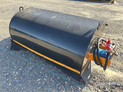 2025 GIYI GY-BS43 1000 mm Mini Skid Steer Sweeper (Unused)