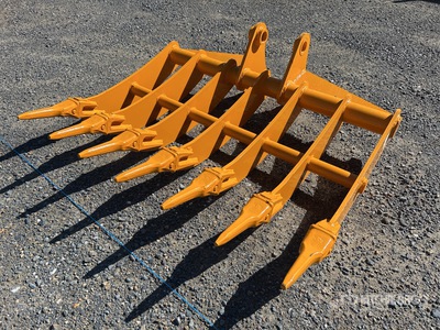 GIYI 1120 mm Excavator Rake - Fits Cat 305 (Unused)
