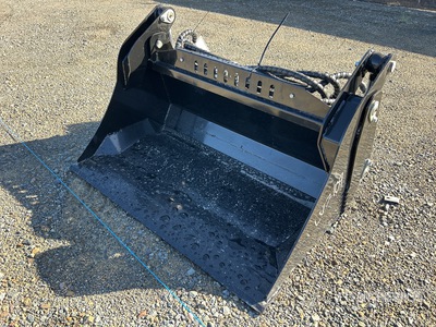 2025 GIYI GY-XKH39 1000 mm Multi-Purpose Mini Skid Steer Bucket (Unused)