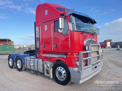 2020 Kenworth K200 Aerodyne 6x4 Cabeza Tractora Cabina Dormitorio
