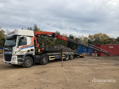 2016 Palfinger 5500 kg Knuckle Boom on 2017 DAF 8x2 Twin-Steer Sleeper Flatbed Truck with Crane