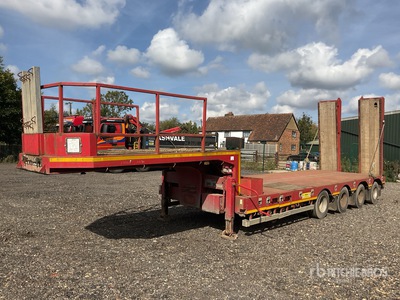 2007 King MTSE69-4-17-5-235 Quad/A Extendable مقطورة سطح السفينة