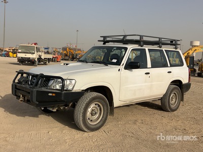 2013 Nissan Patrol GL 4x4 Vehiculo todoterreno