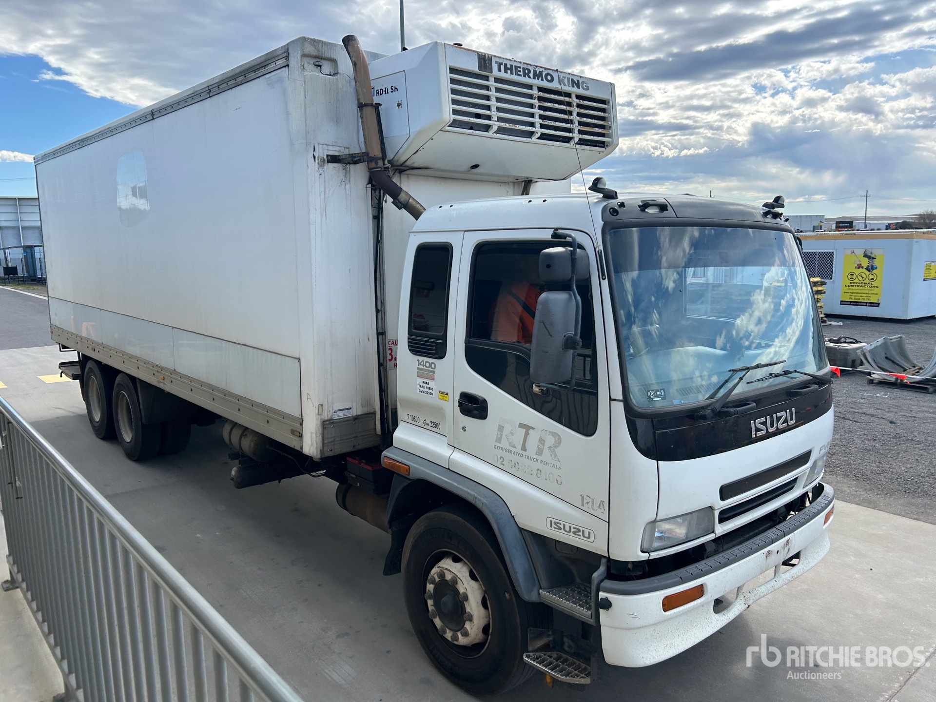 2006 Isuzu FVM1400 Refrigerated Truck