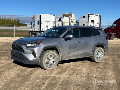 2022 Toyota RAV4 LE AWD LE SUV