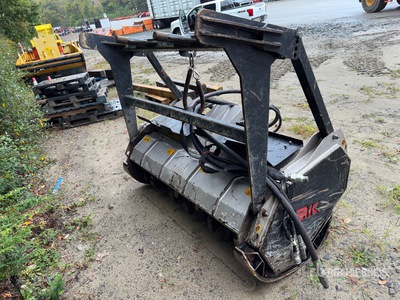 2021 Takeuchi 60 in ألة فرم الأشجار