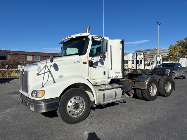 2006 International 9200I 6x4 T/A Day Cab Truck Tractor