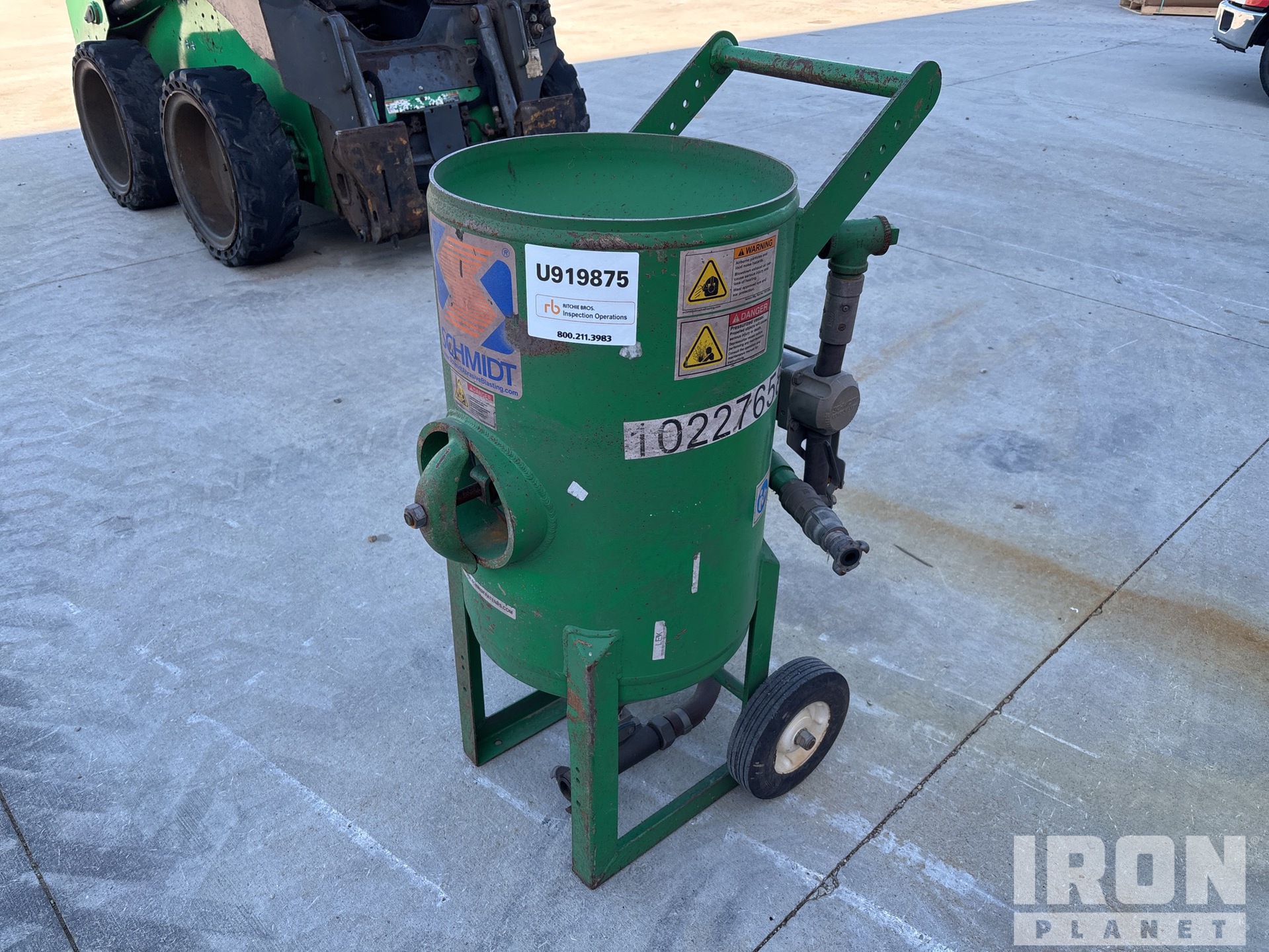 2019 Schmidt 8612-639-02C Pneumatic Sand Blaster (Inoperable) in
