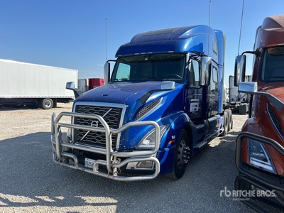 2022 Volvo VNL860 6x4 T/A Sleeper Truck Tractor