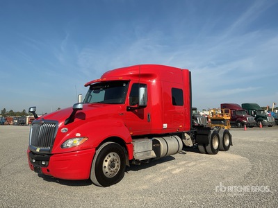 2020 International LT625 6x4 Cabina con cuccetta per trattore stradale