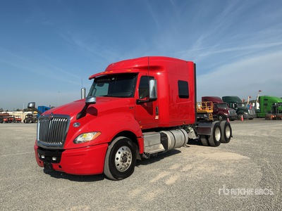 2020 International LT625 6x4 Cabina con cuccetta per trattore stradale