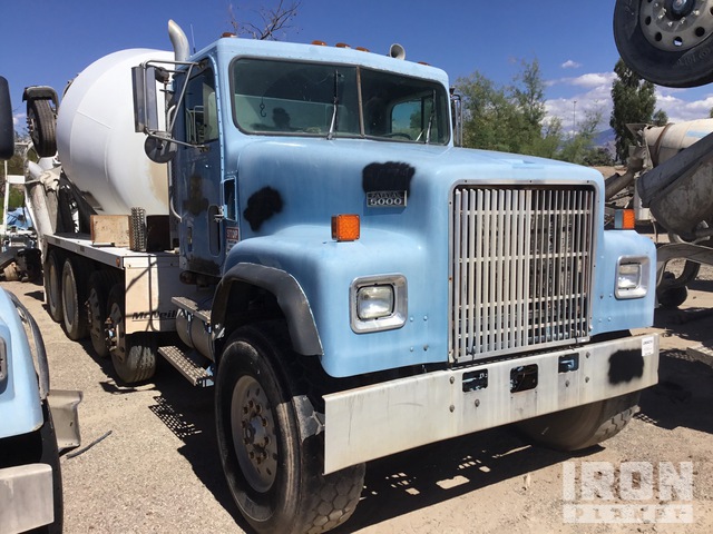 CAMIóN REVOLVEDOR 1999 INTERNATIONAL MCNEILUS 11 CYD