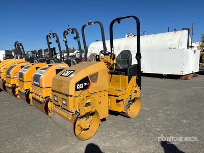 2020 Cat CB1.7 Dubbele trommelwals