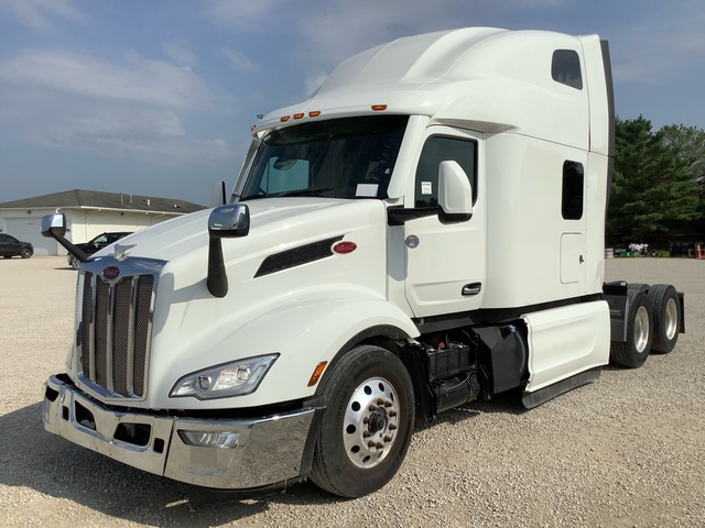 2023 Peterbilt 579 6x4 T/A Sleeper Truck Tractor