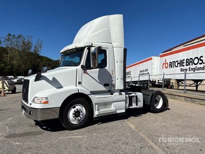 2017 Volvo VNM 4x2 S/A Day Cab Truck Tractor
