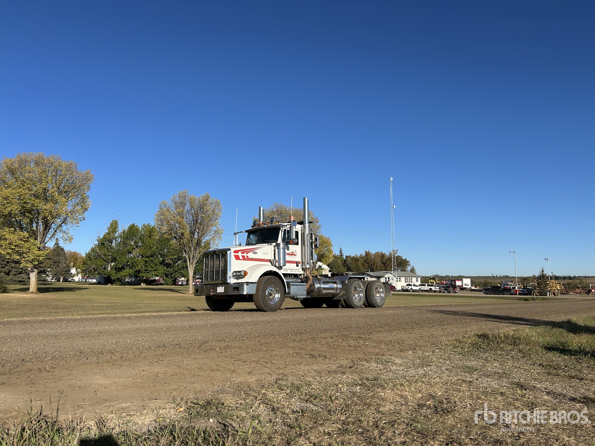 2008 Peterbilt 367 6x4 T/A Day Cab Truck Tractor