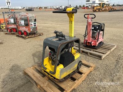 2017 Wacker Neuson BPU3050A US Reversible Vibratory Plate Compactor