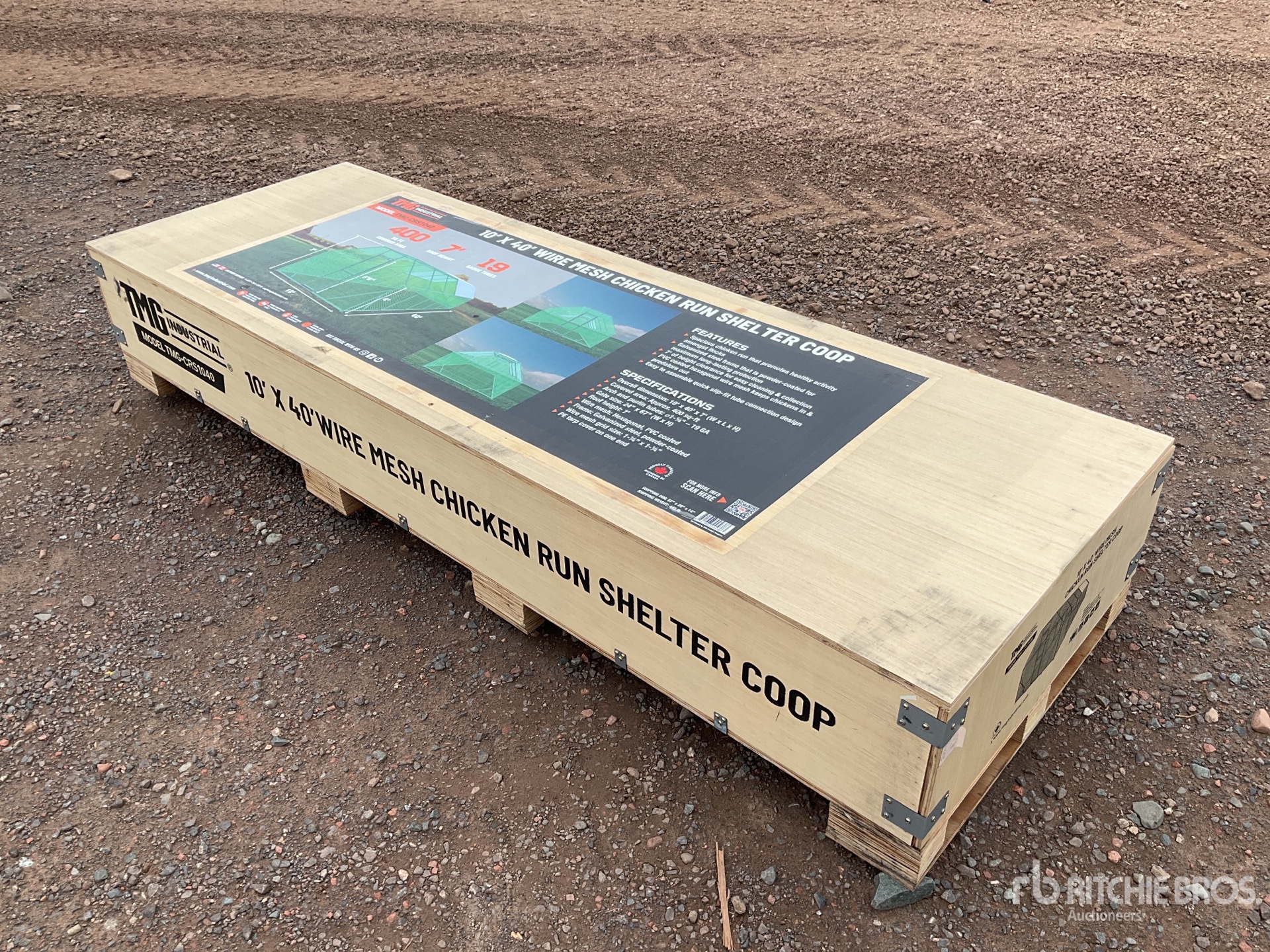 TMG 10 ft x 40 ft Mesh Chicken Run & Coop (Unused)