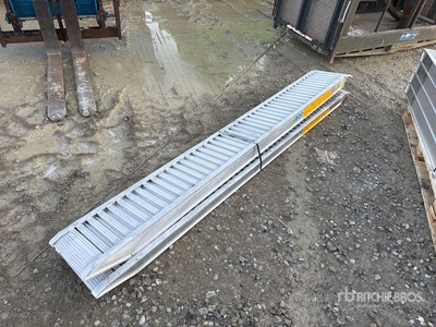 6 Ton Aluminum Loading Ramps (Unused)
