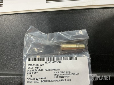 (64) Boeing HL241-8-11 Pin-Rivets