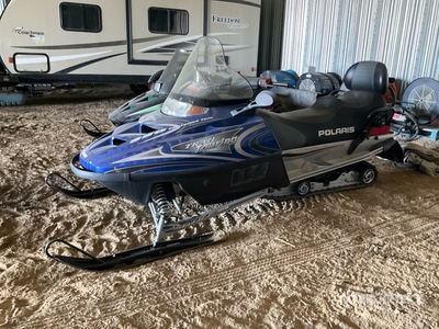 Polaris Trail Touring 550 Snowmobile