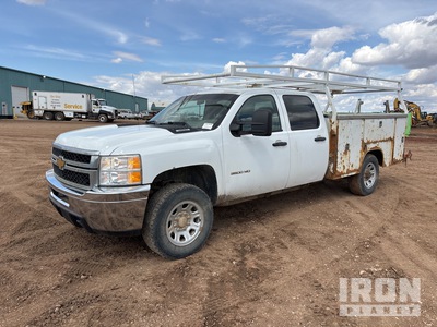 2014 Chevrolet Silverado 3500HD 4x4 Crew Cab Utility Truck