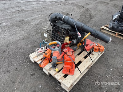 Quantity Of Grapples, Mortar Mixer and Tools Varios, herramientas manuales