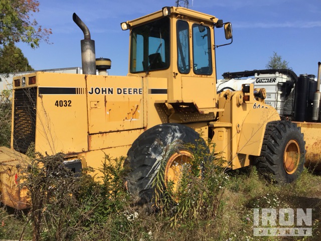 CARGADOR FRONTAL JOHN DEERE 644E