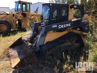 2010 John Deere 333D Two-Speed Compact Track Loader