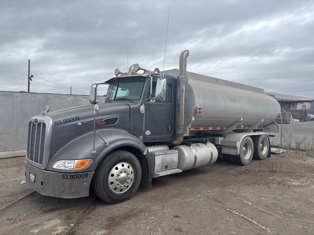 2012 Peterbilt 386 4555 gal 6x4 Tanker Truck (Inoperable)