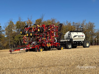 2010 Bourgault 5710 47 ft Air Seeder