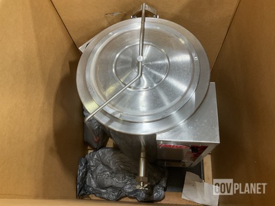 (3) Solaris Steam Kettles