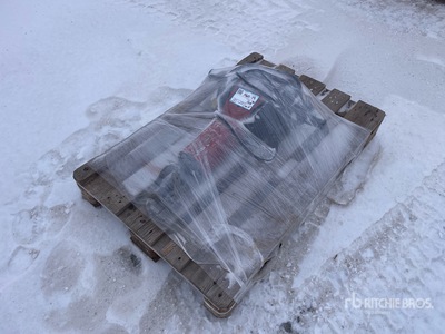 TE300AVR Electric Demolition Breaker