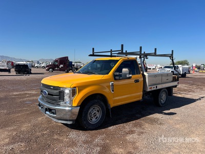 2019 Ford F-250 XL 4x2 شاحنة مسطحة