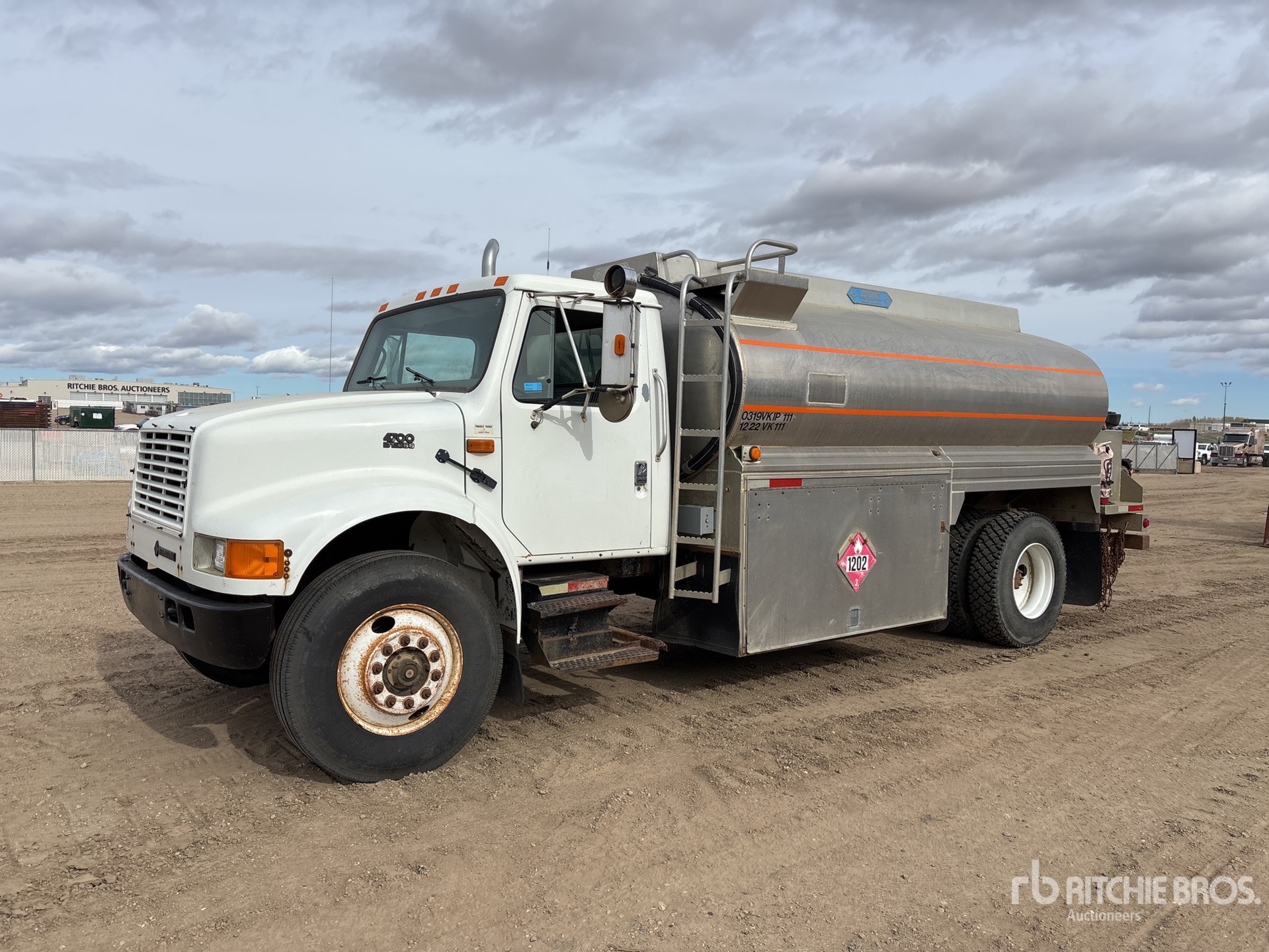 1996 International 4700 Fuel Truck