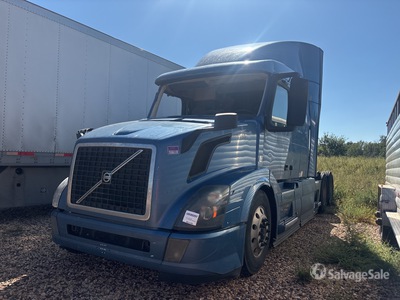 2017 Volvo VNL 6x4 3- Achs Sattelzugmaschine mit Schlafkabine