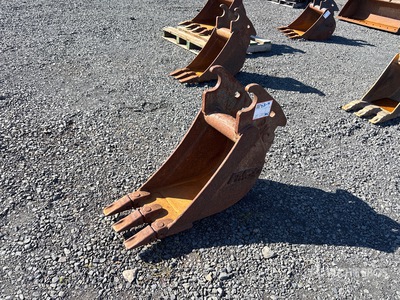 12 in Digging Excavator Bucket
