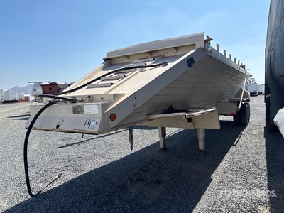 Flow Boy 40 ft T/A Live Bottom Trailer