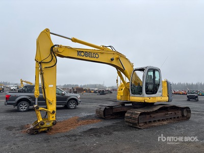 2003 Kobelco SK235SRLC-1E Escavatore cingolato
