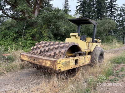 1997 Sakai SV500TF Padfoot Drum Compactor