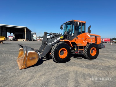 2019 Doosan DL220-5 Wheel Loader