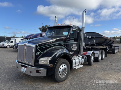 2016 Kenworth T880 8x4 Day Cab Truck Tractor