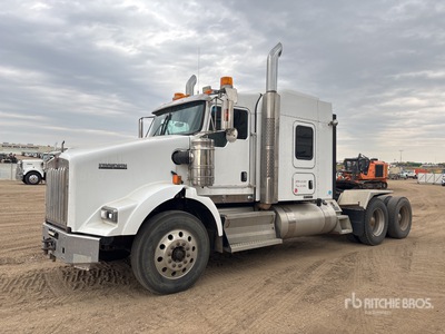 2013 Kenworth T800 تراكتور شاحنة كابينة النوم (ثنائية المحور)