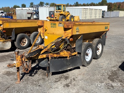 2006 Colpron Hydraulic 8 ft Portable Salt Spreader