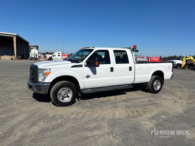 2015 Ford F-350 4x4 Crew Cab Pickup