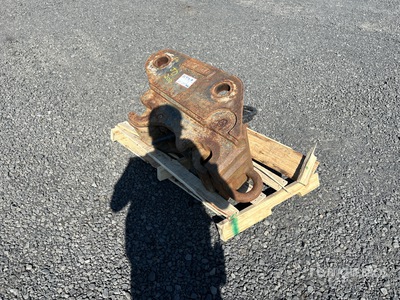 John Deere 39 in Quick Coupler - Fits John Deere 200
