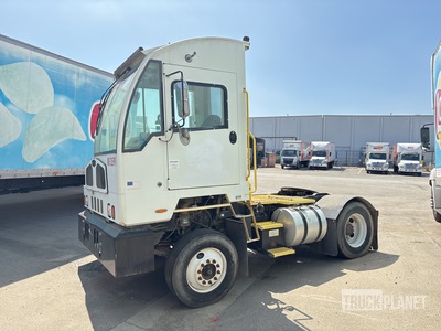 2017 AutoCar Terminal Tractor 4x2 Spezial-Sattelzug