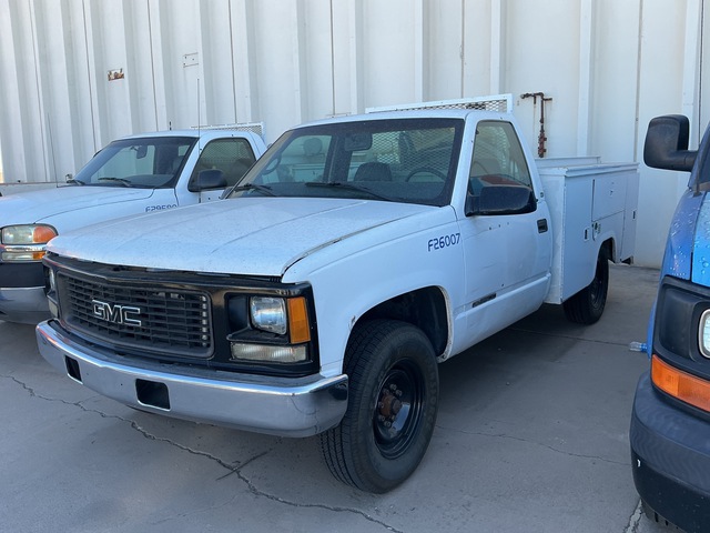 2000 GMC 4x2 Service Truck